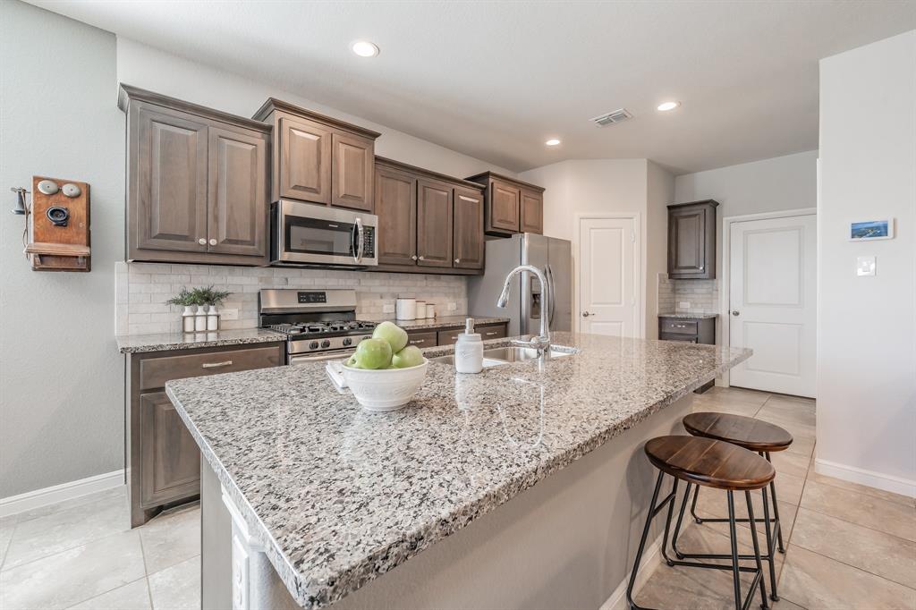 HARBOR PARC - Residential