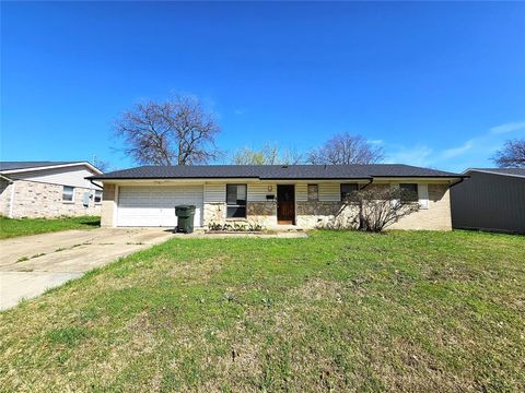 2801 Meadows Drive Plano TX 75074