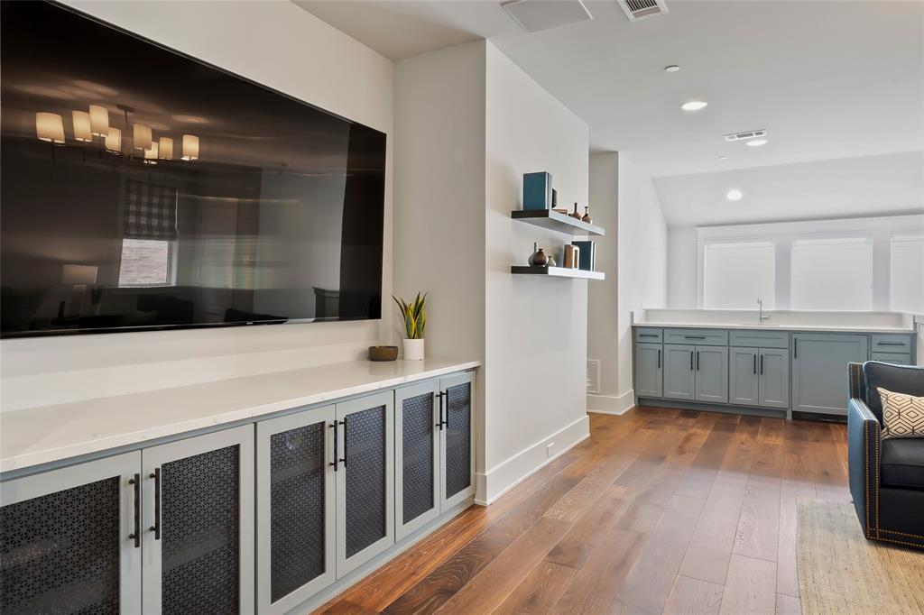 Brownstones Ph C - Residential