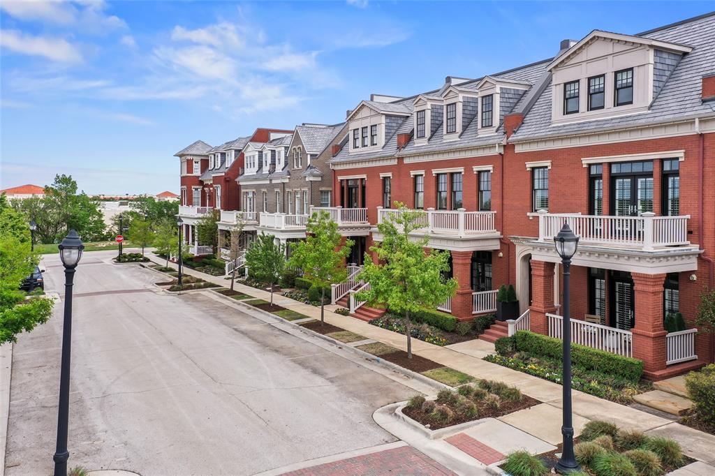 Brownstones Ph C - Residential