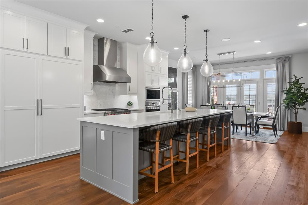 Brownstones Ph C - Residential