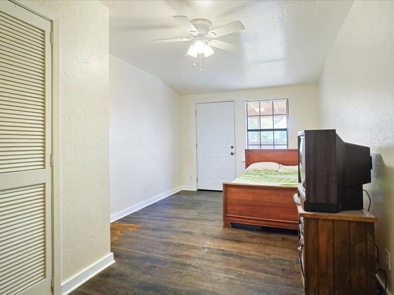 Moss Lake Estate - Residential