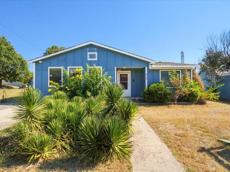 Moss Lake Estate - Residential