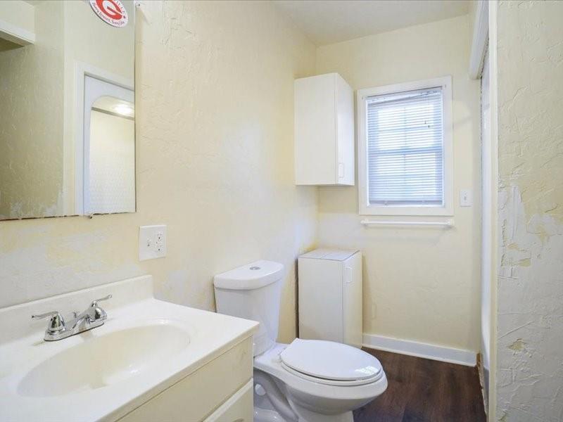 Moss Lake Estate - Residential