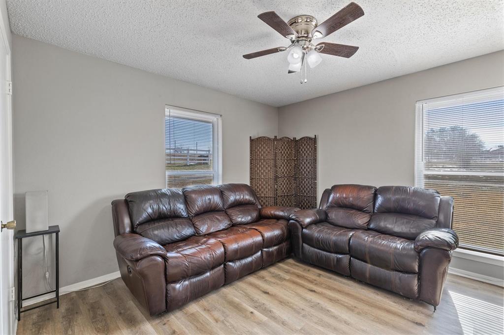 ALL CLASS 3 RURAL VAISD - Residential Lease