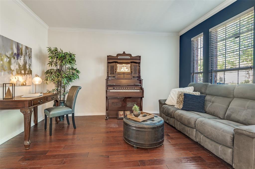 Lakes Of Highland Oaks The - Residential