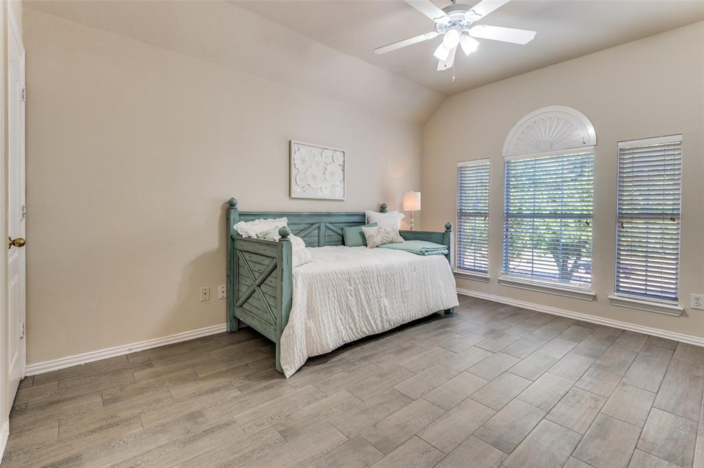 Lakes Of Highland Oaks The - Residential