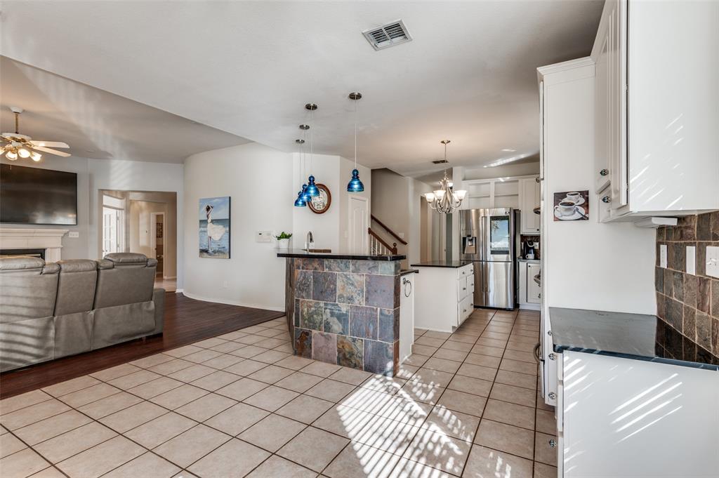 Lakes Of Highland Oaks The - Residential