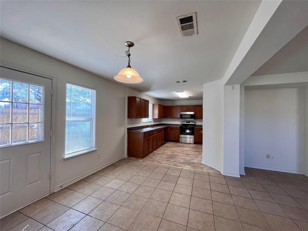 Photo of 7002 Wax Berry Drive, Dallas, TX 75249 (MLS # 21268620)
