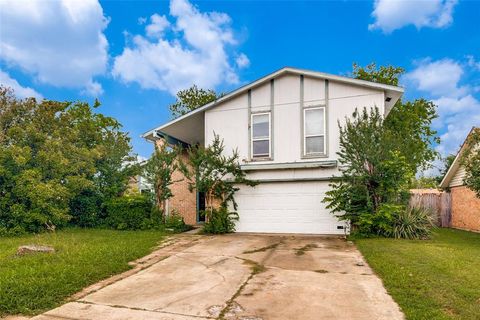 Photo of 1101 Via Del Rey, Mesquite, TX 75150 (MLS # 21246805)