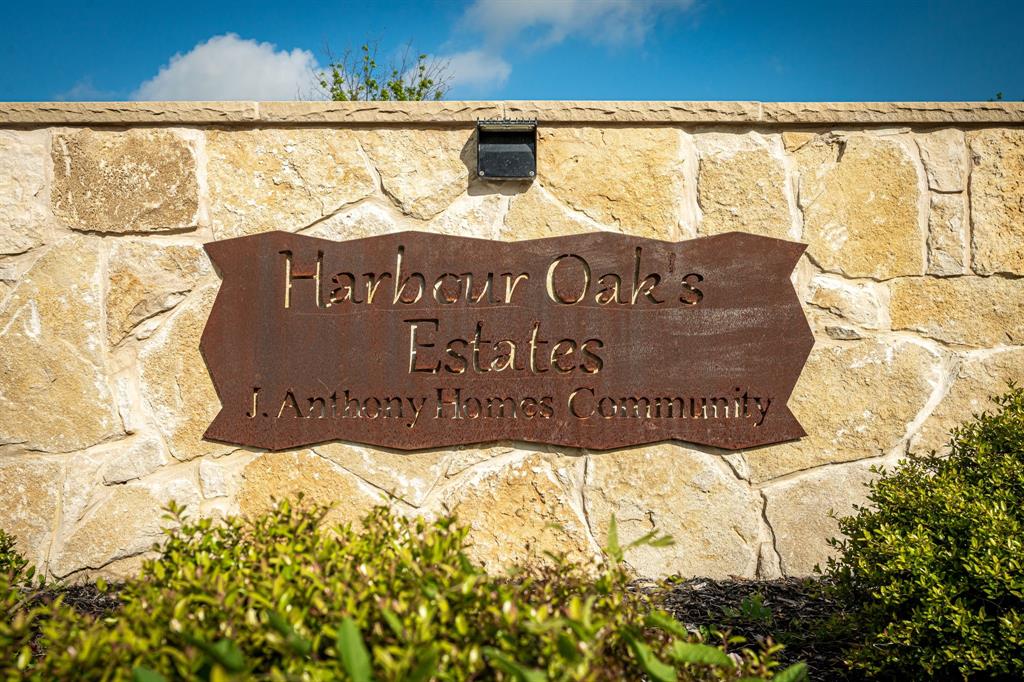 Harbour Oaks Estates - Residential