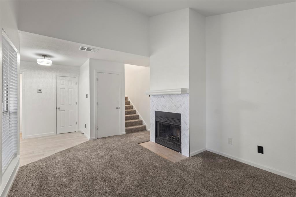 1424 Meadowood Village Drive
