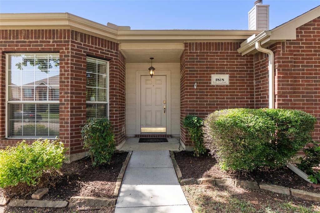 1818 Lake Tawakoni Drive