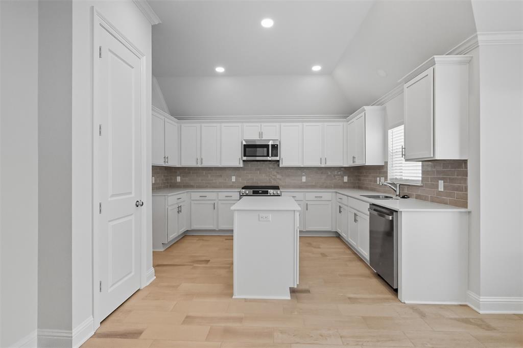 Edgewater Pass - Residential