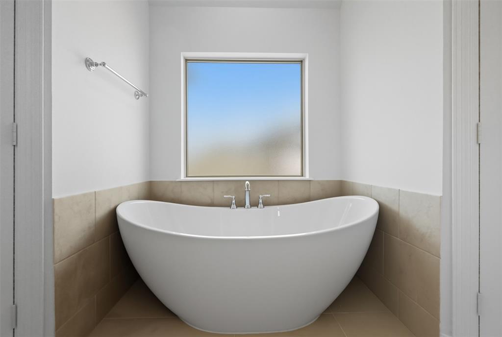 Edgewater Pass - Residential