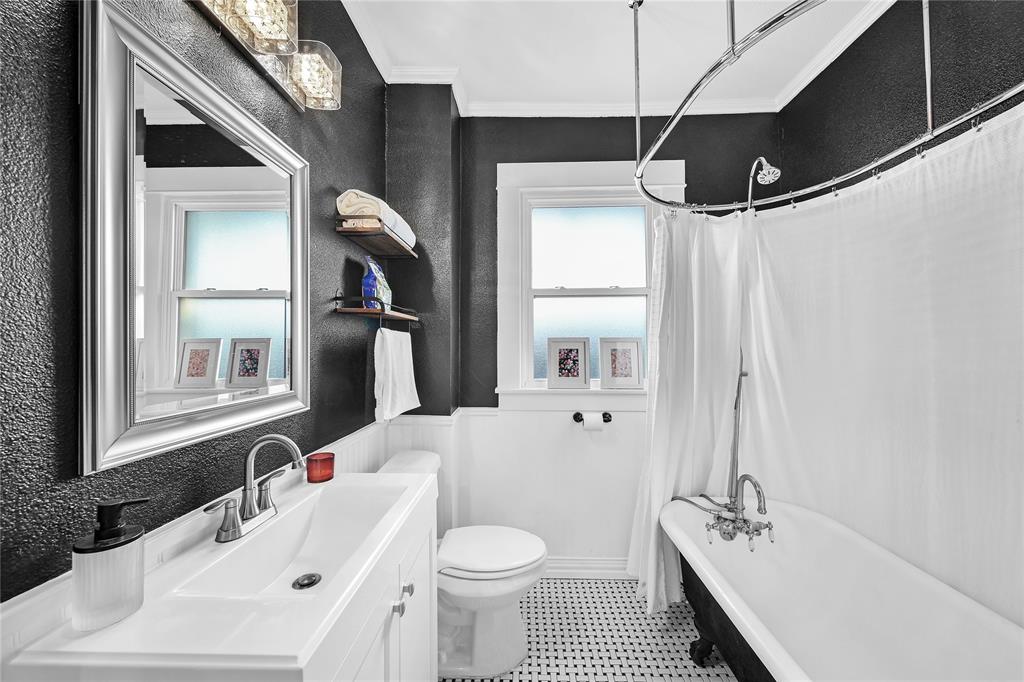 Zang S Crystal Hill - Residential