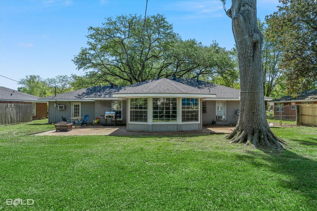 Shreveport, Louisiana 71104, United States, 3 Bedrooms Bedrooms, ,2 BathroomsBathrooms,Residential,Contingent,109773