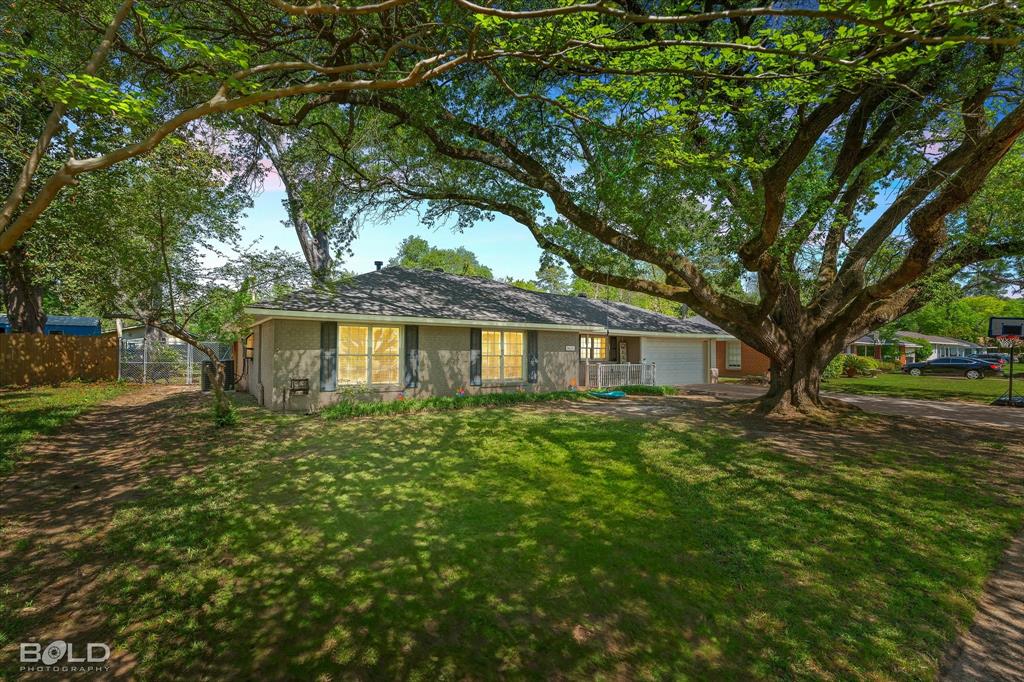 Shreveport, Louisiana 71104, United States, 3 Bedrooms Bedrooms, ,2 BathroomsBathrooms,Residential,Contingent,109773