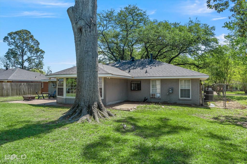 Shreveport, Louisiana 71104, United States, 3 Bedrooms Bedrooms, ,2 BathroomsBathrooms,Residential,Contingent,109773