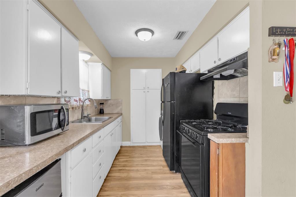 Lancaster Hills 04 - Residential