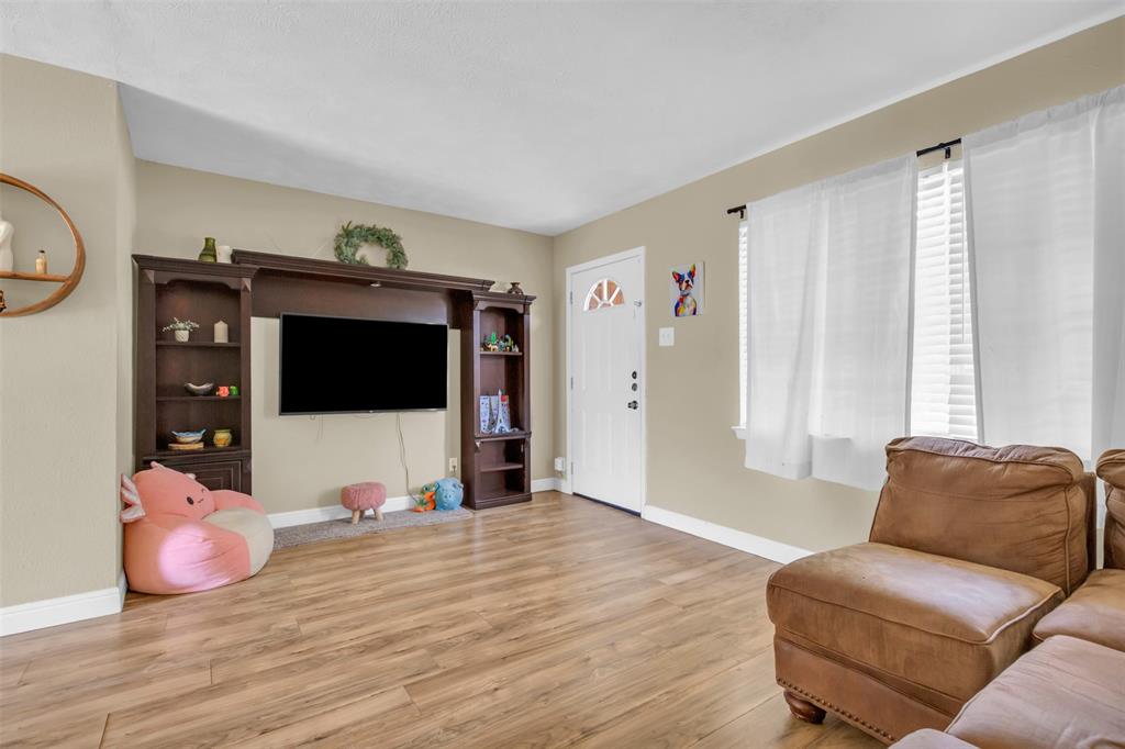 Lancaster Hills 04 - Residential