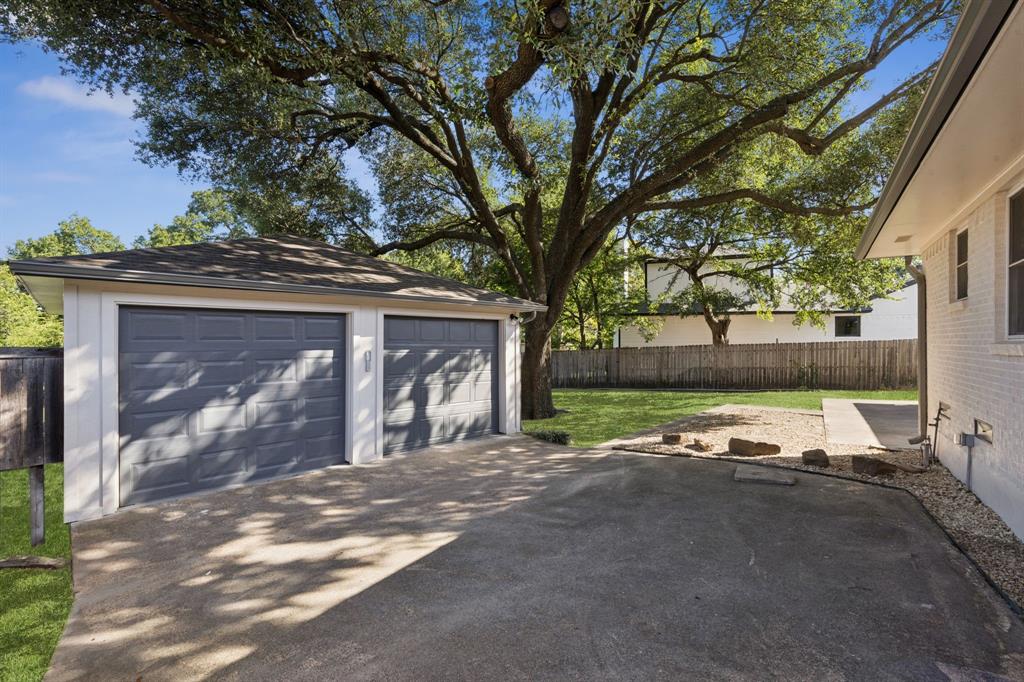 Lochwood Estates - Residential