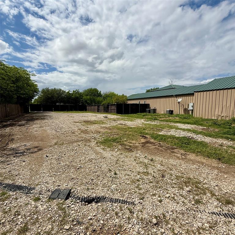 633 Rose Garden Drive 3