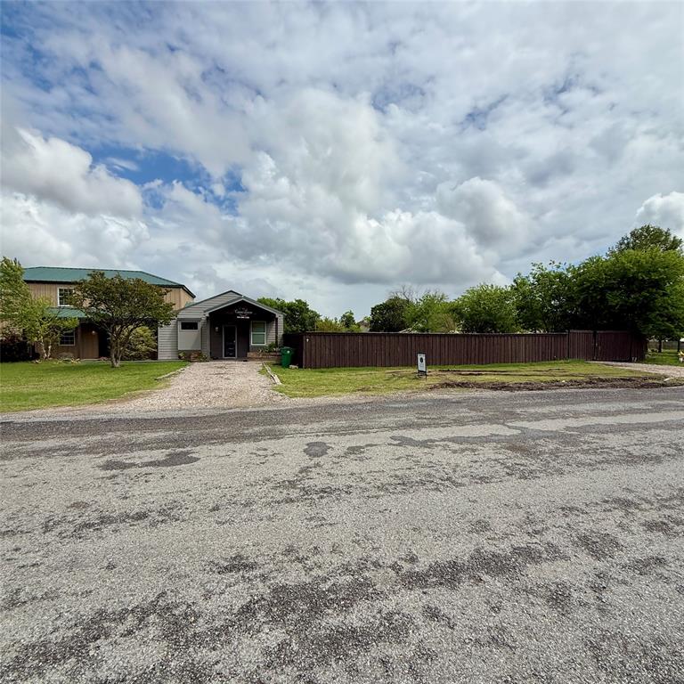 633 Rose Garden Drive 3