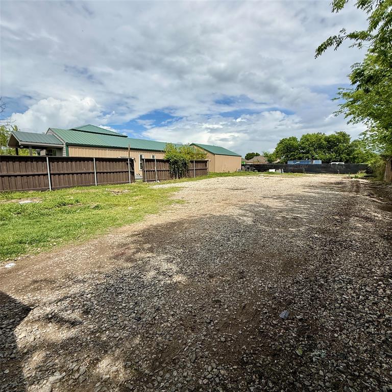 633 Rose Garden Drive 3