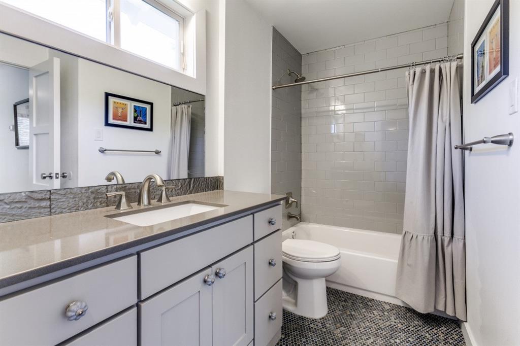 Manchester Downs - Residential