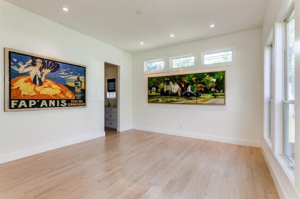 Manchester Downs - Residential