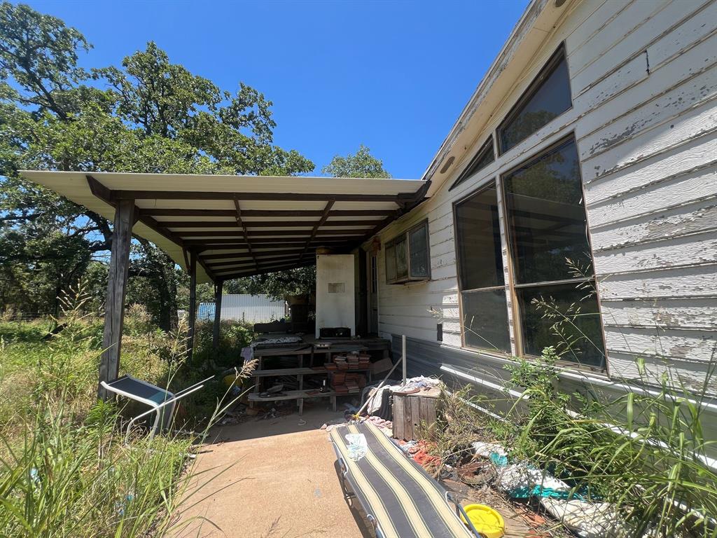 324 Whispering Oaks