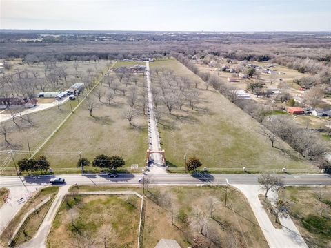 2020 S Bridgefarmer Road Lowry Crossing TX 75069