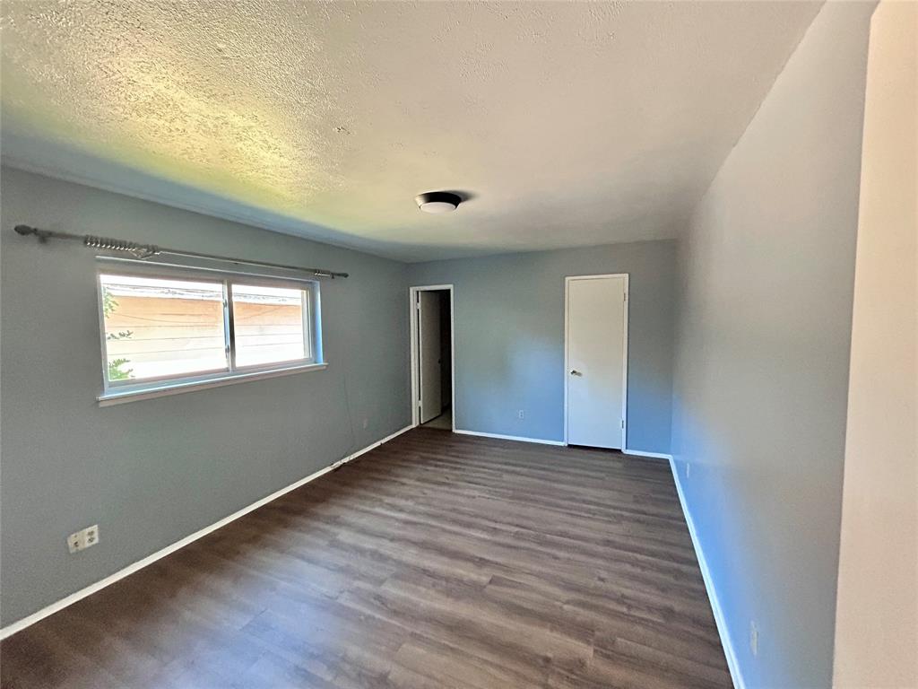 Park Valley 02 - Residential Lease