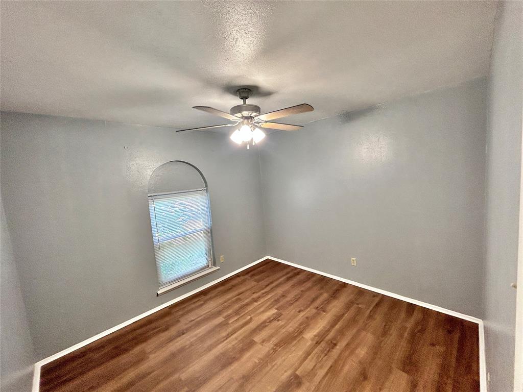 Park Valley 02 - Residential Lease