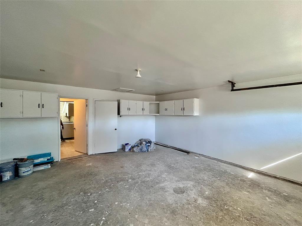 Park Valley 02 - Residential Lease