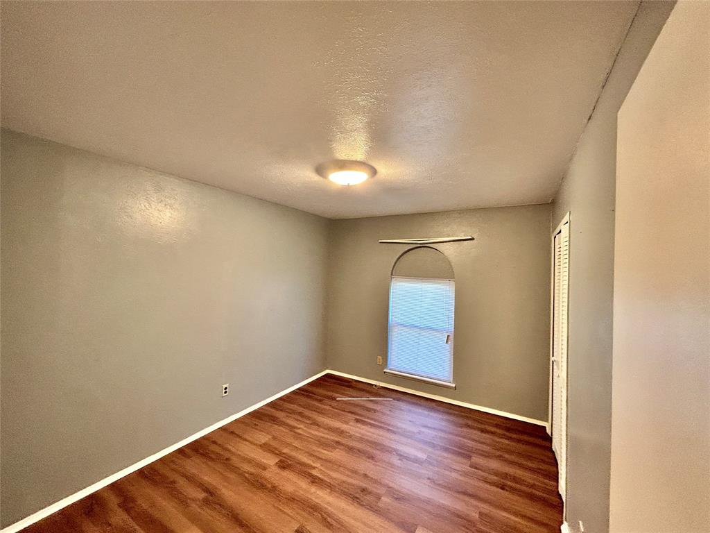 Park Valley 02 - Residential Lease