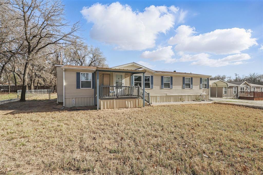 4708 Blue Water Circle