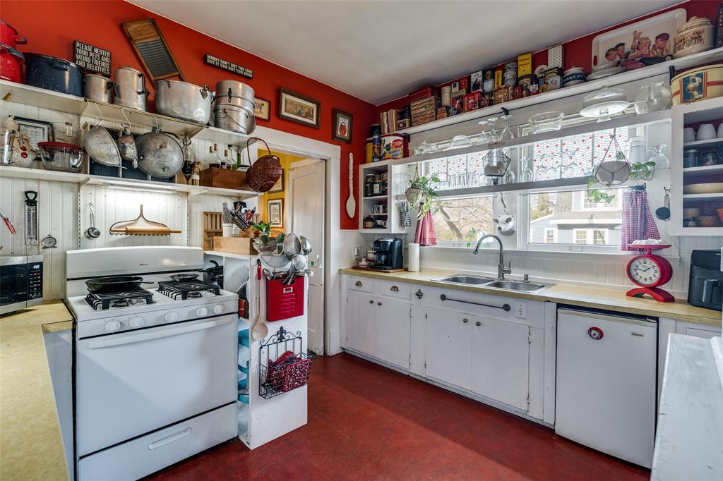 Brown L G - Residential