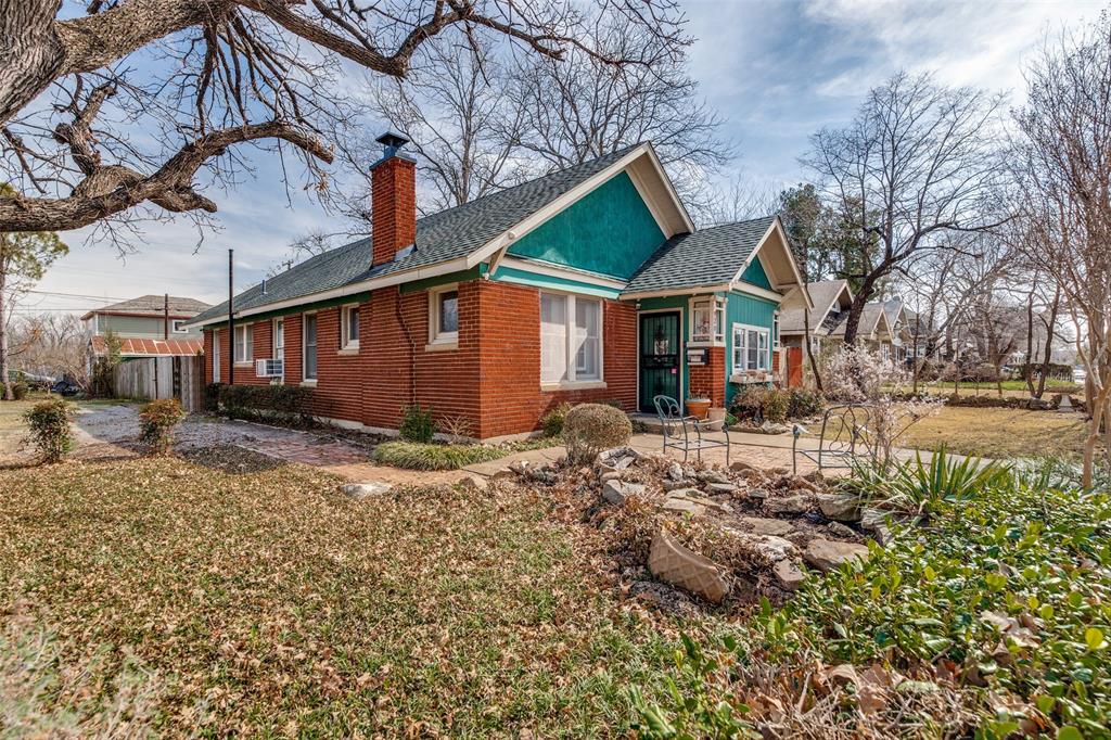 920 Cedar Hill Avenue