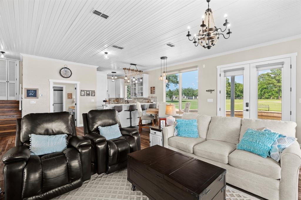 South Point Lake Tyler - Residential