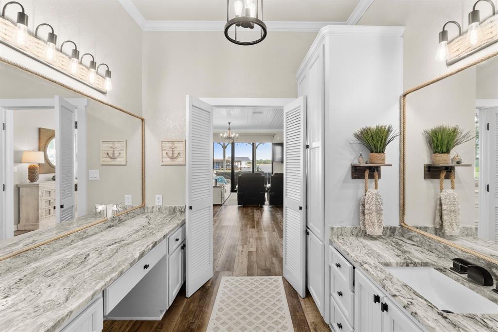 South Point Lake Tyler - Residential