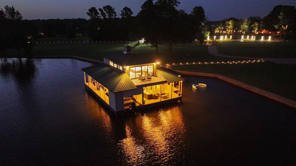 South Point Lake Tyler - Residential