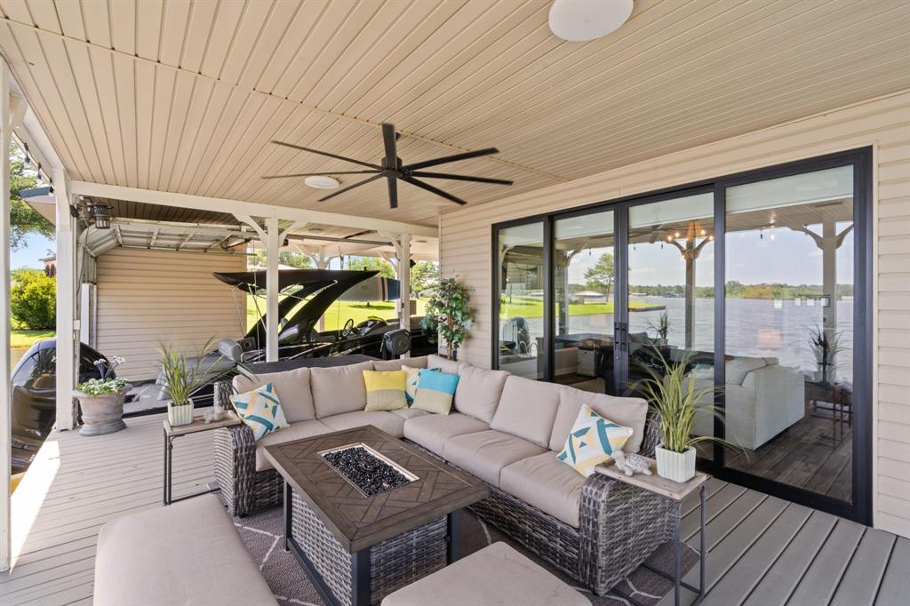 South Point Lake Tyler - Residential