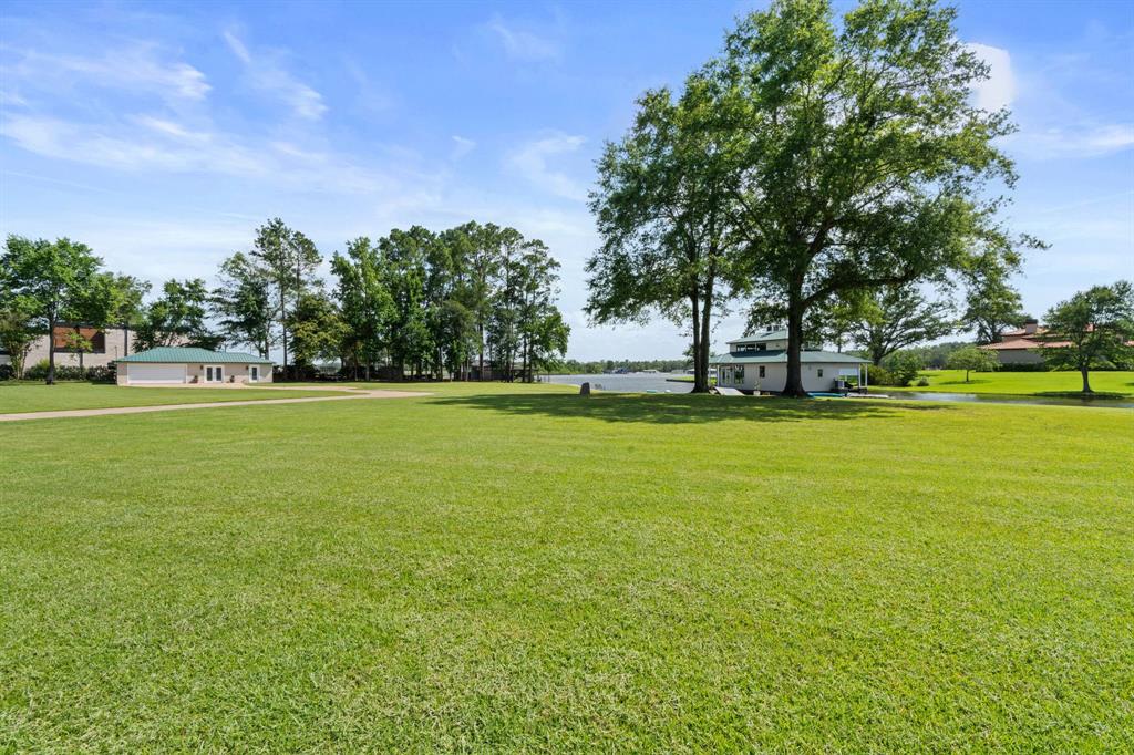 South Point Lake Tyler - Residential