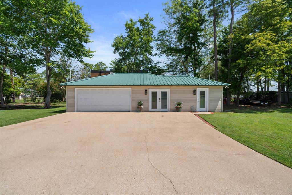 South Point Lake Tyler - Residential