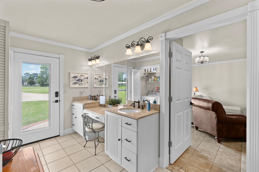 South Point Lake Tyler - Residential