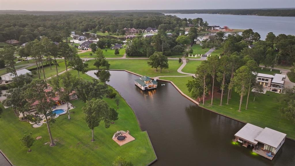 South Point Lake Tyler - Residential