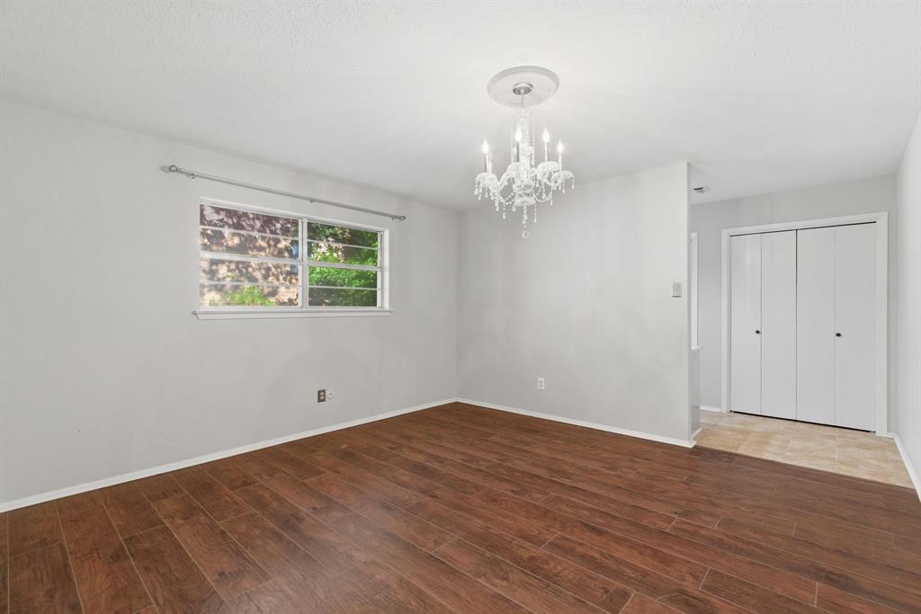Royal Oaks - Residential