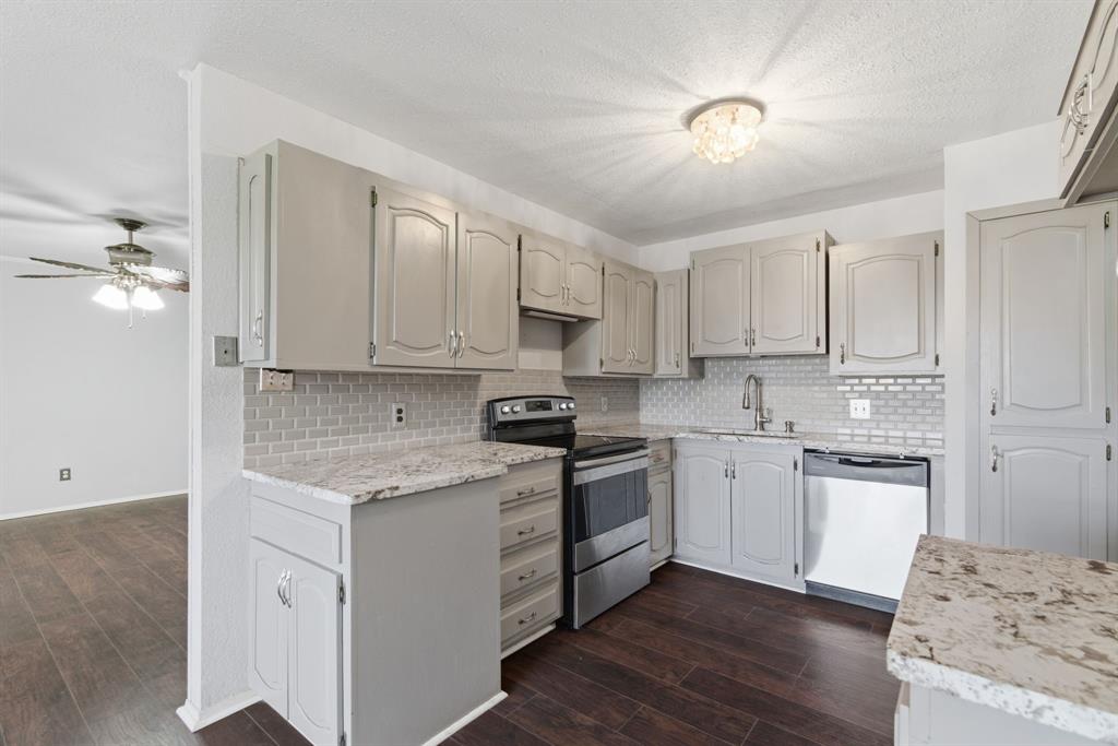 Royal Oaks - Residential